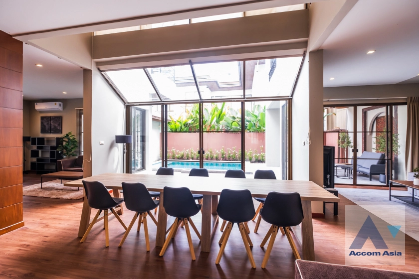 unitPrivate Swimming Pool, Pet friendly |  5 Bedrooms  House For Rent in Sukhumvit, Bangkok  near BTS Phrom Phong (1912033)