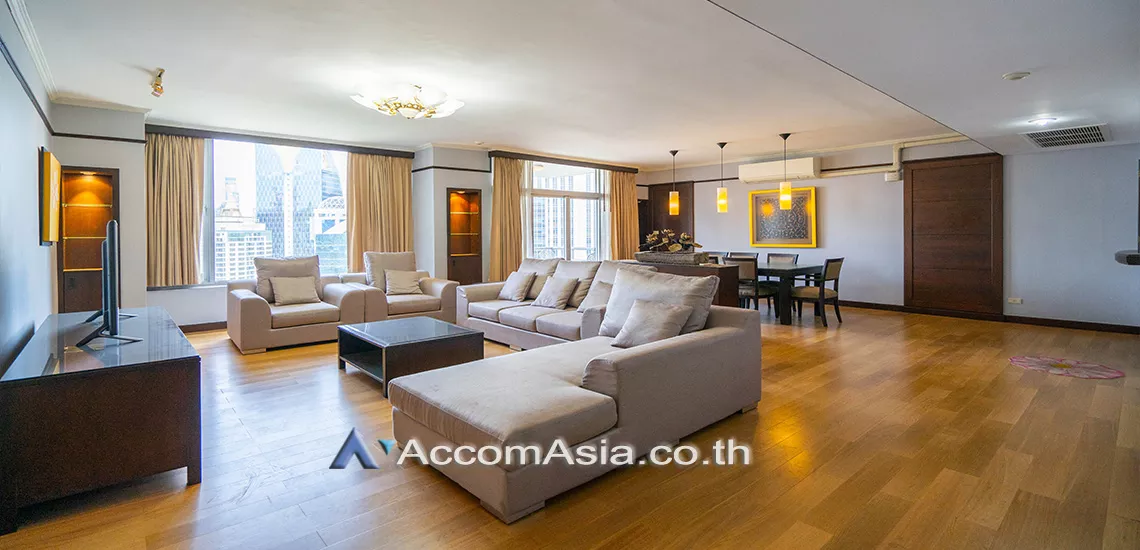 Pet friendly |  3 Bedrooms  Condominium For Rent in Ploenchit, Bangkok  near BTS Ploenchit (1512051)