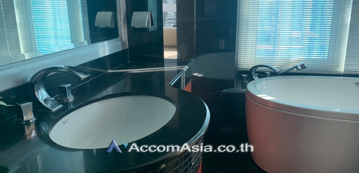 19  2 br Condominium For Rent in Silom ,Bangkok BTS Chong Nonsi - BRT Arkhan Songkhro at The Infinity Sathorn 1512068