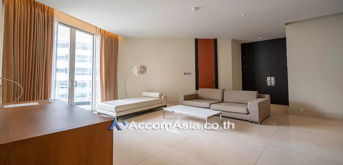  2 Bedrooms  Condominium For Rent in Silom, Bangkok  near BTS Chong Nonsi - BRT Arkhan Songkhro (1512068)