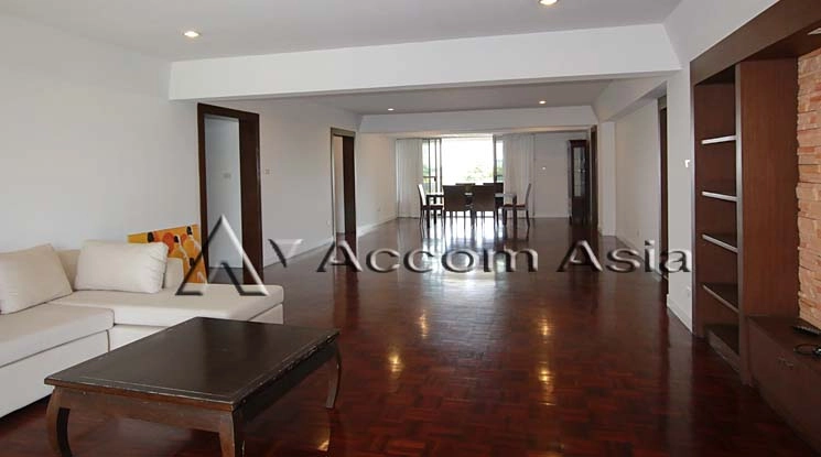  1  3 br Apartment For Rent in Sukhumvit ,Bangkok BTS Asok - MRT Sukhumvit at Family Apartment with Lake View 1412087