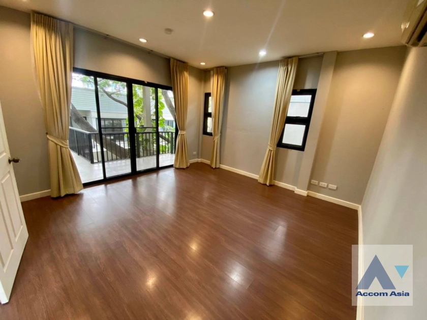 5  4 br House for rent and sale in Sukhumvit ,Bangkok BTS Thong Lo at The urban forestry residence 1912095