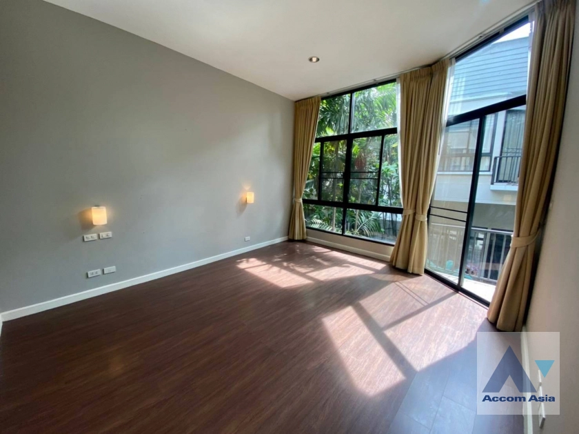 6  4 br House For Rent in Sukhumvit ,Bangkok BTS Thong Lo at The urban forestry residence 1912095