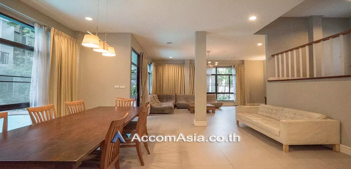  2  4 br House For Rent in Sukhumvit ,Bangkok BTS Thong Lo at The urban forestry residence 1512096