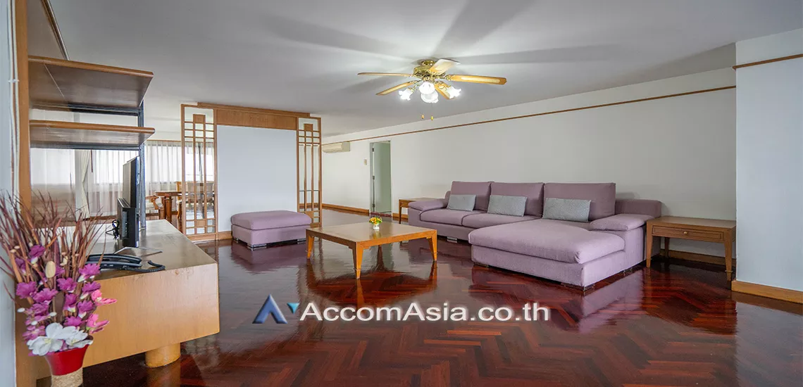  2  3 br Apartment For Rent in Sukhumvit ,Bangkok BTS Nana at Comfort high rise 1412100