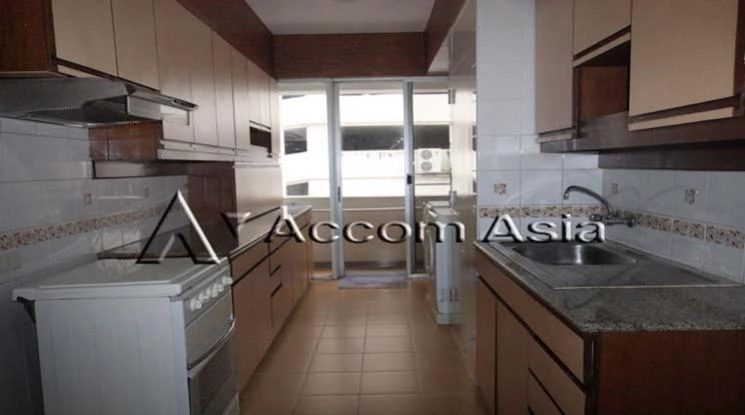 unitPet friendly |  3 Bedrooms  Apartment For Rent in Sukhumvit, Bangkok  near BTS Phrom Phong (1412101)