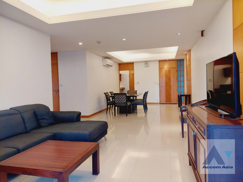 Pet friendly |  Cozy and Convenient Apartment Near Garden Intl Apartment  2 Bedroom for Rent MRT Lumphini in Sathorn Bangkok