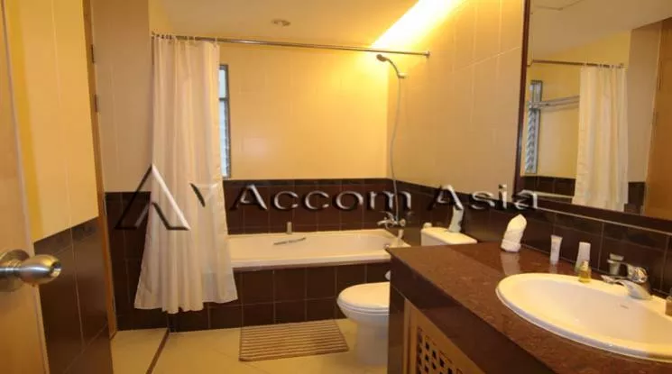9  2 br Apartment For Rent in Sathorn ,Bangkok MRT Lumphini at Living with natural 1412111