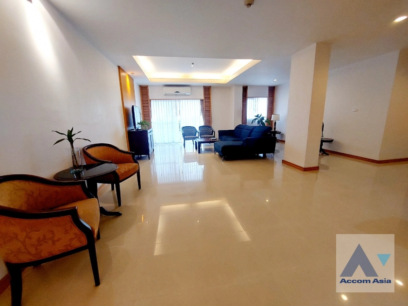 4  2 br Apartment For Rent in Sathorn ,Bangkok MRT Lumphini at Cozy and Convenient Apartment Near Garden Intl 1412111