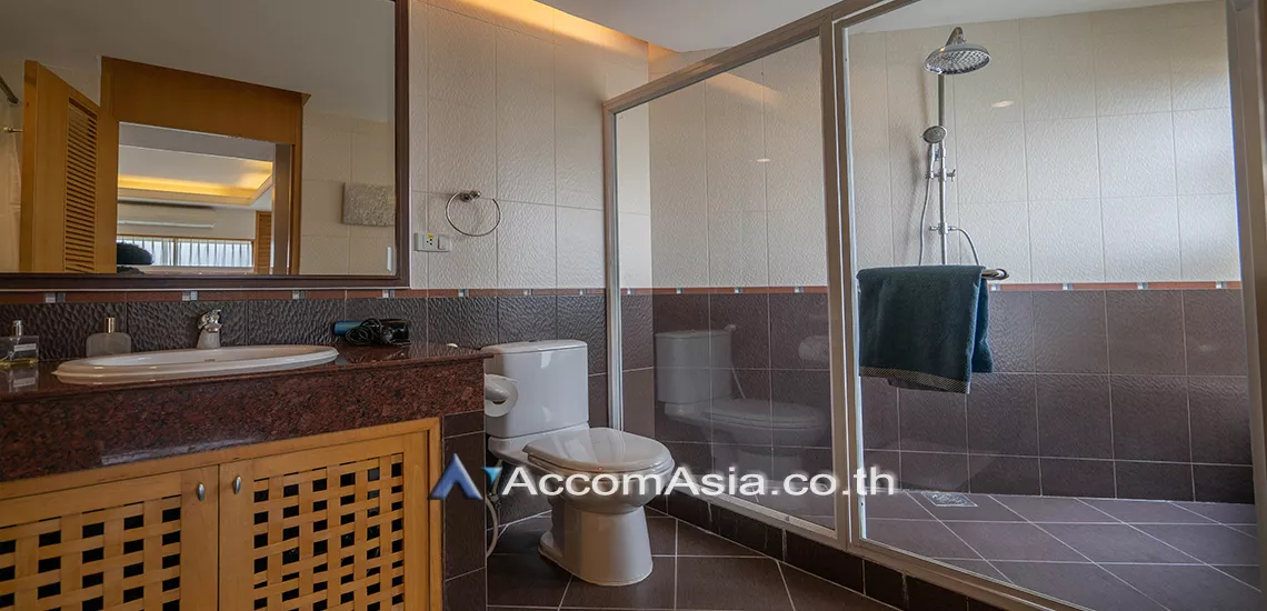 8  3 br Apartment For Rent in Sathorn ,Bangkok MRT Lumphini at Living with natural 1412112