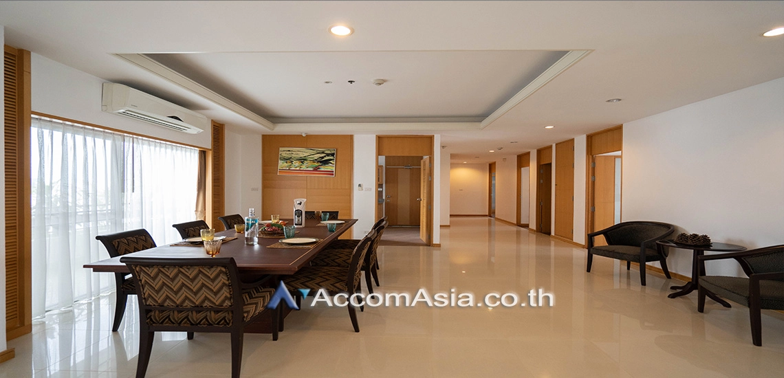unitPet friendly |  3 Bedrooms  Apartment For Rent in Sathorn, Bangkok  near MRT Lumphini (1412112)