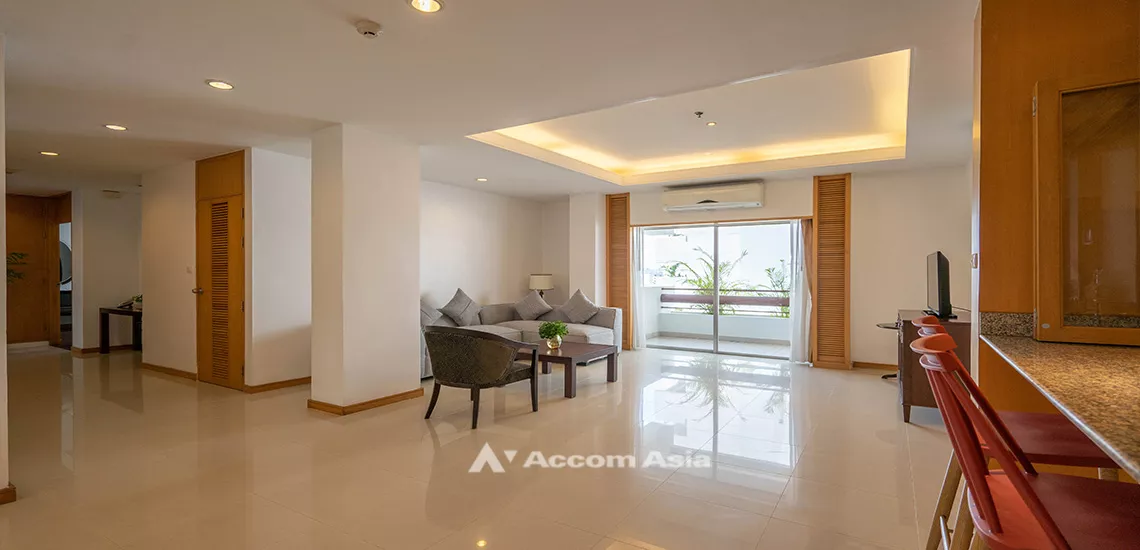  1  3 br Apartment For Rent in Sathorn ,Bangkok MRT Lumphini at Living with natural 1412113