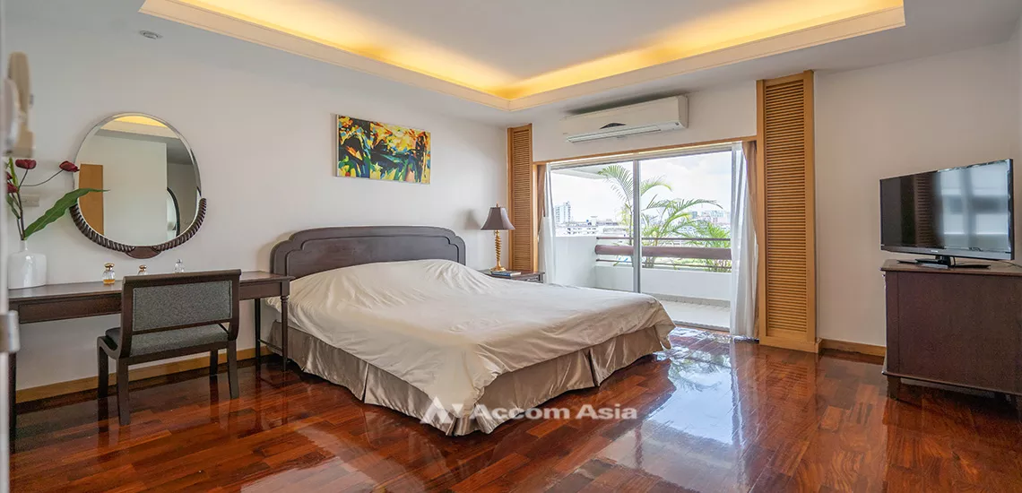 7  3 br Apartment For Rent in Sathorn ,Bangkok MRT Lumphini at Living with natural 1412113