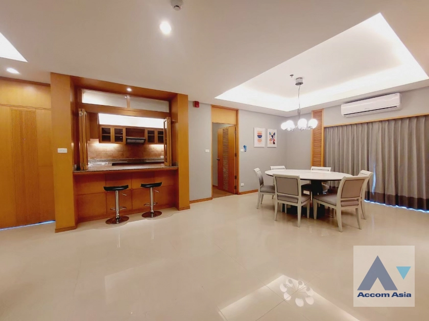6  3 br Apartment for rent and sale in Sathorn ,Bangkok MRT Lumphini at Cozy and Convenient Apartment Near Garden Intl 1412113