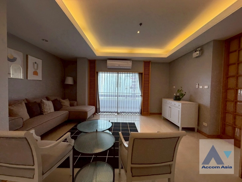  1  3 br Apartment for rent and sale in Sathorn ,Bangkok MRT Lumphini at Cozy and Convenient Apartment Near Garden Intl 1412113