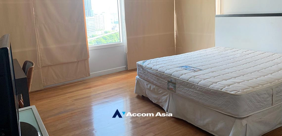 12  3 br Condominium For Sale in Silom ,Bangkok BTS Sala Daeng - MRT Silom at Royal Saladaeng 1512138