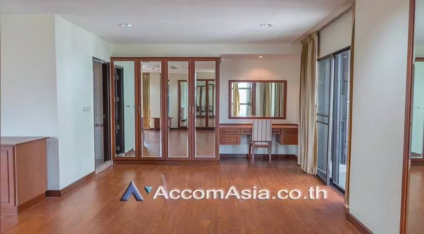 15  3 br Condominium For Rent in Ploenchit ,Bangkok BTS Ratchadamri at Baan Somthavil Ratchadamri 2050704