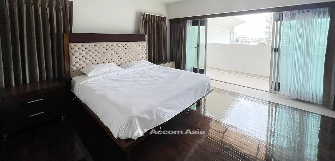 24  3 br Apartment For Rent in Sathorn ,Bangkok BTS Chong Nonsi - MRT Lumphini at Exclusive Privacy Residence 1412171