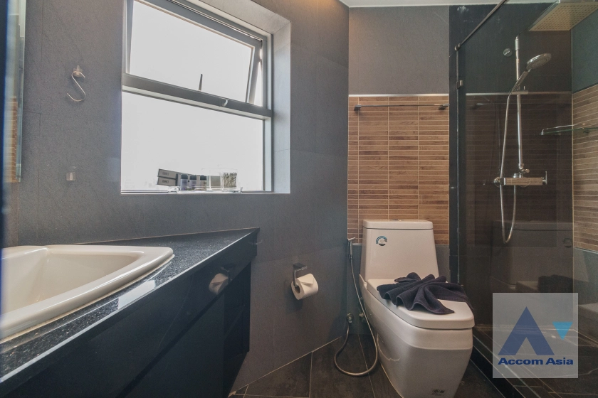 28  4 br Condominium for rent and sale in Ploenchit ,Bangkok BTS Ploenchit at All Seasons Mansion 1512174