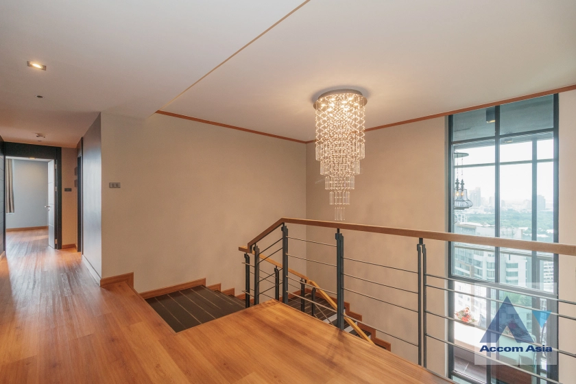 30  4 br Condominium for rent and sale in Ploenchit ,Bangkok BTS Ploenchit at All Seasons Mansion 1512174