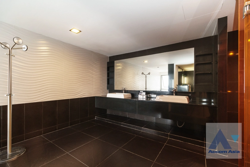 39  4 br Condominium for rent and sale in Ploenchit ,Bangkok BTS Ploenchit at All Seasons Mansion 1512174