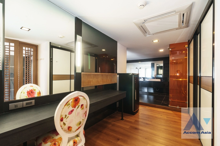 37  4 br Condominium for rent and sale in Ploenchit ,Bangkok BTS Ploenchit at All Seasons Mansion 1512174