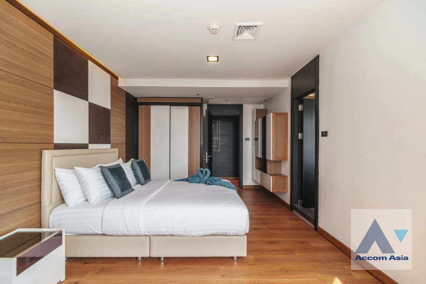 44  4 br Condominium for rent and sale in Ploenchit ,Bangkok BTS Ploenchit at All Seasons Mansion 1512174