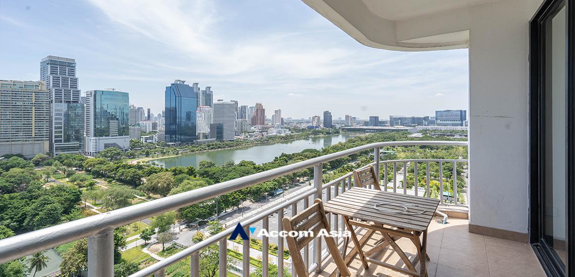 Big Balcony |  Lake Green Condominium  2 Bedroom for Rent BTS Nana in Sukhumvit Bangkok