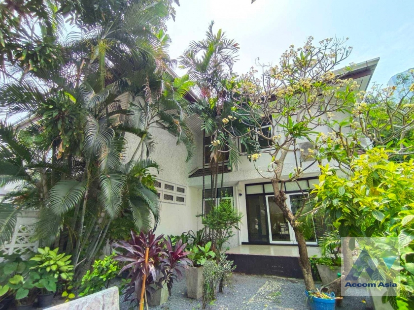 32  3 br House For Rent in sathorn ,Bangkok BTS Chong Nonsi 1712188