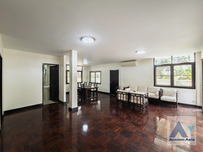  1  3 br House For Rent in Sathorn ,Bangkok BTS Chong Nonsi 1712188