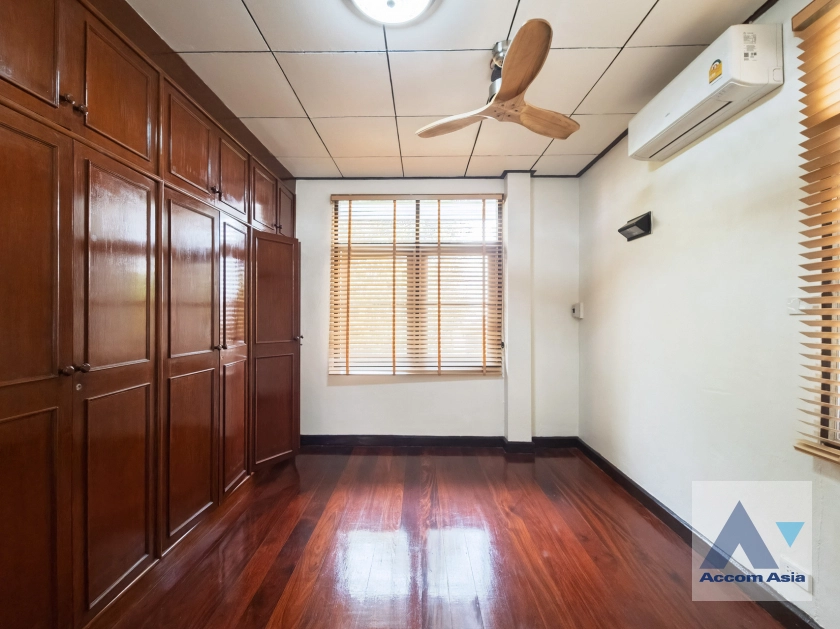 16  3 br House For Rent in Sathorn ,Bangkok BTS Chong Nonsi 1712188