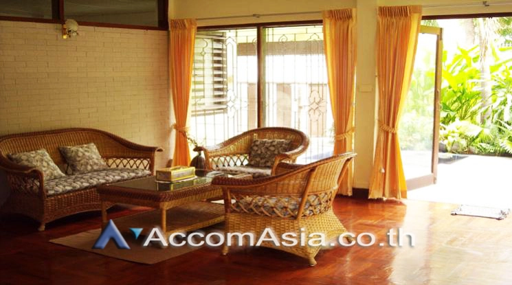  1  3 br House for rent and sale in Sukhumvit ,Bangkok BTS Phrom Phong 1712239