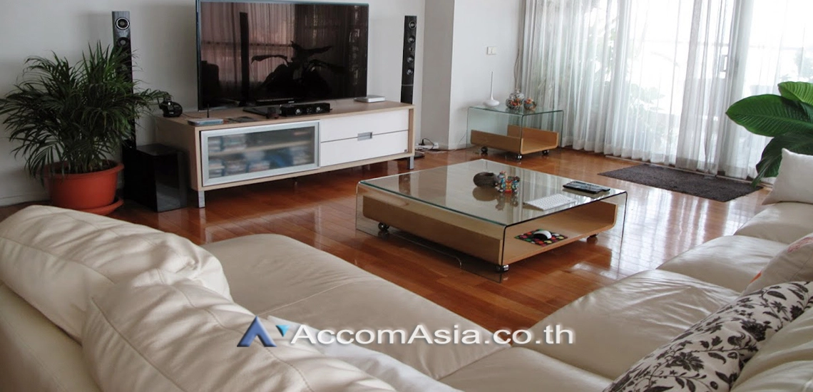 Big Balcony, Pet friendly |  4 Bedrooms  Condominium For Rent in Sukhumvit, Bangkok  near BTS Asok - MRT Sukhumvit (20513)