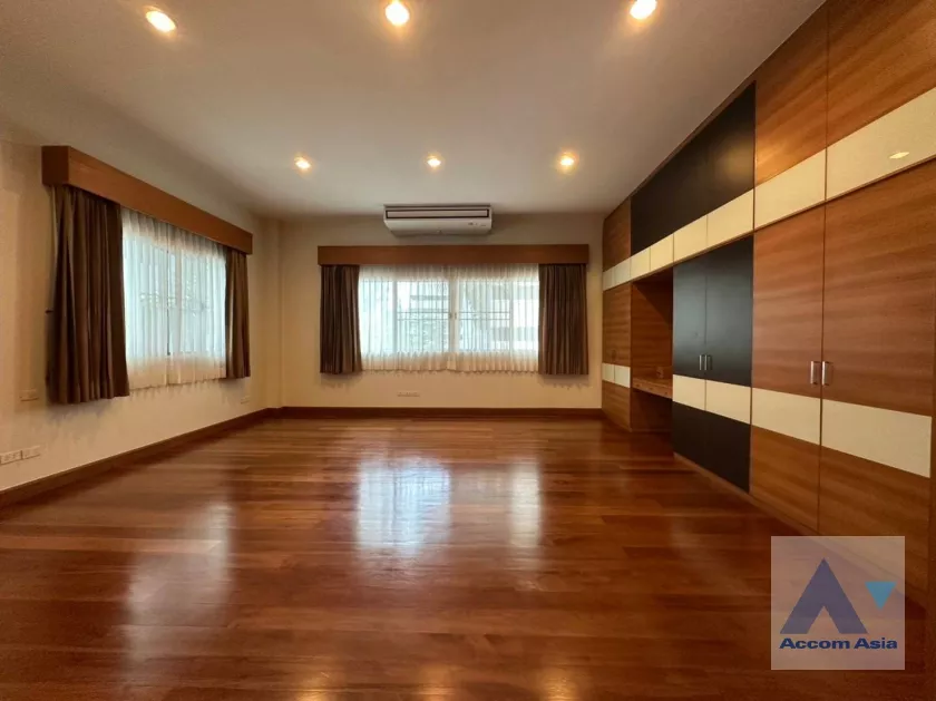 10  5 br House For Rent in Sukhumvit ,Bangkok BTS Phrom Phong 1912248