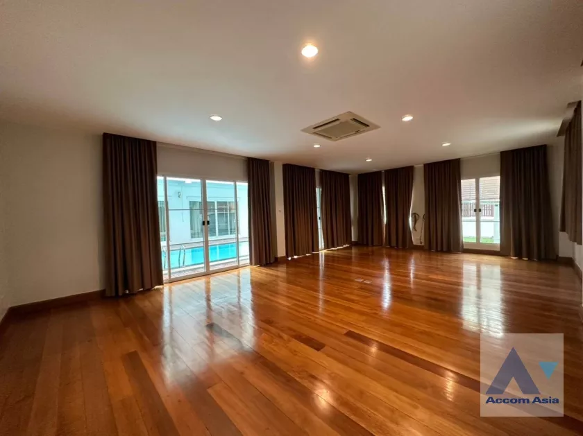 13  5 br House For Rent in Sukhumvit ,Bangkok BTS Phrom Phong 1912248