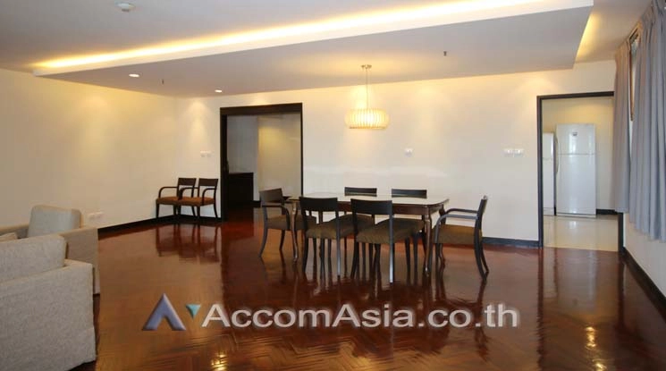 unit 3 Bedrooms  Condominium For Rent in Sukhumvit, Bangkok  near BTS Phrom Phong (1512285)