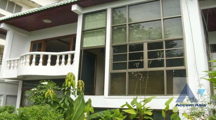 Home Office house for rent in Sukhumvit, Bangkok Code 1712310