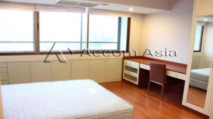 7  2 br Apartment For Rent in Ploenchit ,Bangkok BTS Ratchadamri at Step to Lumpini Park 1412329