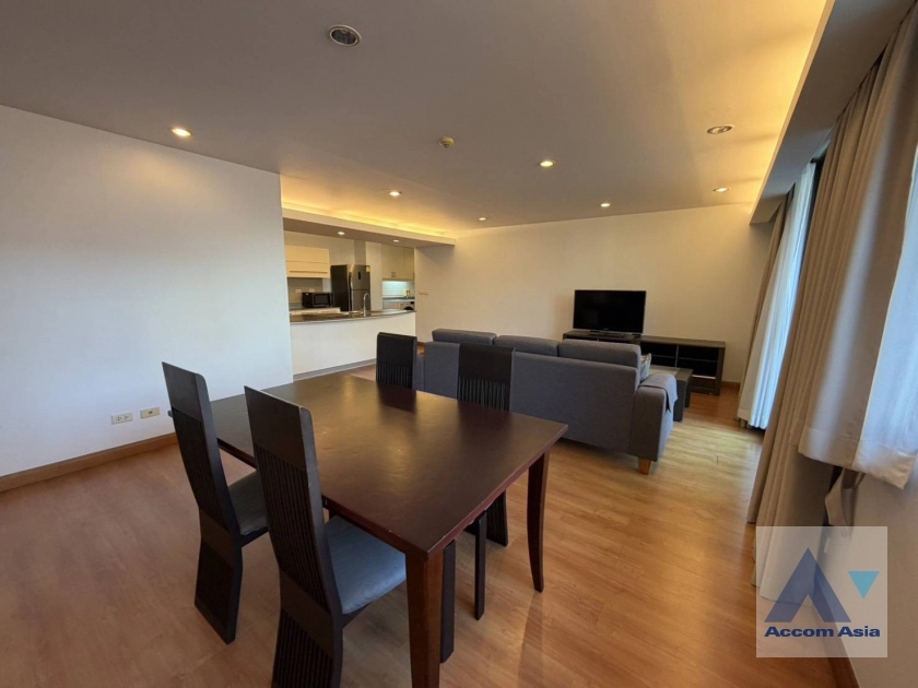 5  2 br Apartment For Rent in Ploenchit ,Bangkok BTS Ratchadamri at Step to Lumpini Park 1412329