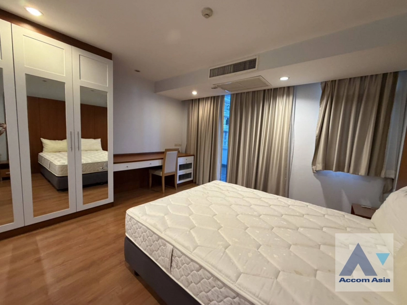 9  2 br Apartment For Rent in Ploenchit ,Bangkok BTS Ratchadamri at Step to Lumpini Park 1412329