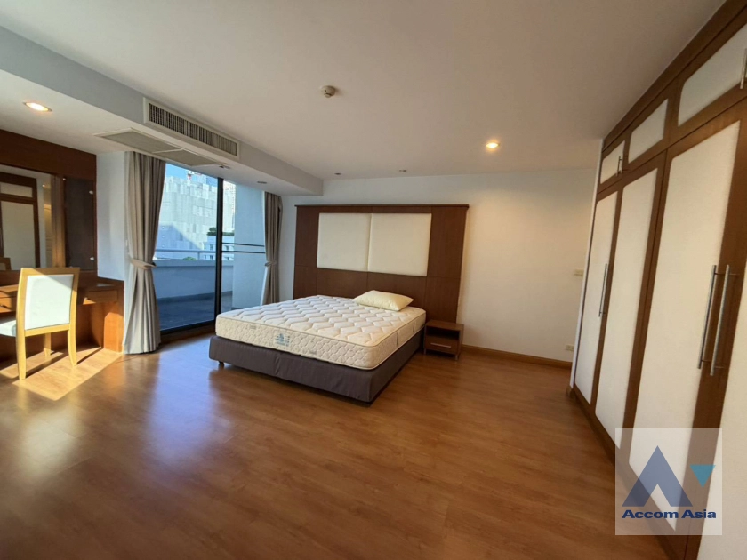 12  2 br Apartment For Rent in Ploenchit ,Bangkok BTS Ratchadamri at Step to Lumpini Park 1412329