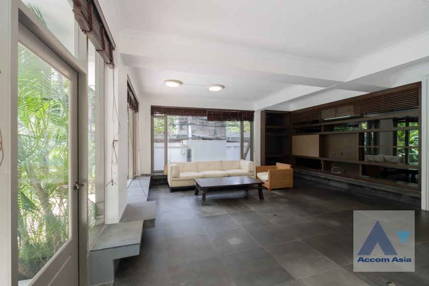 13  3 br House for rent and sale in Ploenchit ,Bangkok BTS Chitlom 1712341