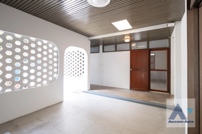 22  3 br House for rent and sale in Ploenchit ,Bangkok BTS Chitlom 1712341