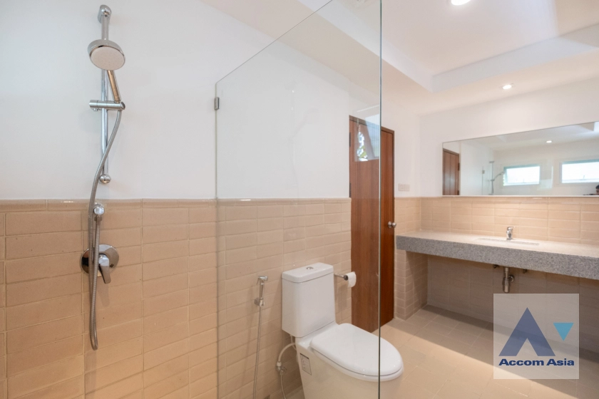 39  3 br House for rent and sale in Ploenchit ,Bangkok BTS Chitlom 1712341