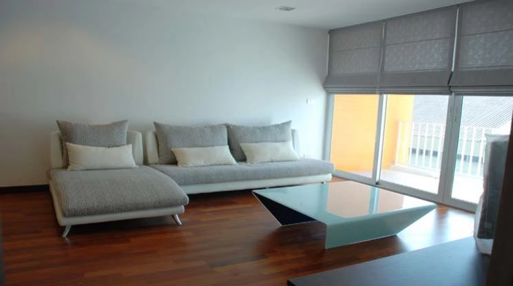 unit 2 Bedrooms  Condominium For Rent in Sukhumvit, Bangkok  near BTS Thong Lo (1512364)