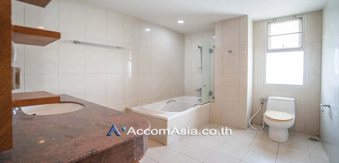 8  3 br Apartment For Rent in Sukhumvit ,Bangkok BTS Phrom Phong at Peaceful Location 3 Mins Walk to Community Malls 1412366