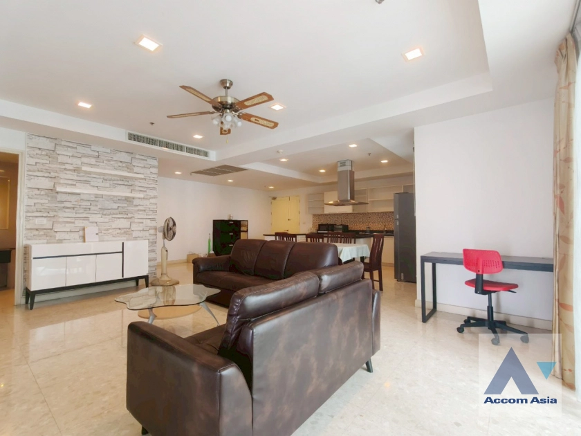 unit 3 Bedrooms  Condominium For Rent & Sale in Sukhumvit, Bangkok  near BTS Ekkamai (1512368)