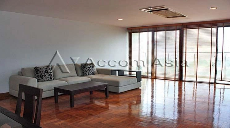  New House Condominium  2 Bedroom for Rent BTS Chitlom in Ploenchit Bangkok