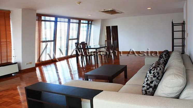 4  2 br Condominium For Rent in Ploenchit ,Bangkok BTS Chitlom at New House 1512383