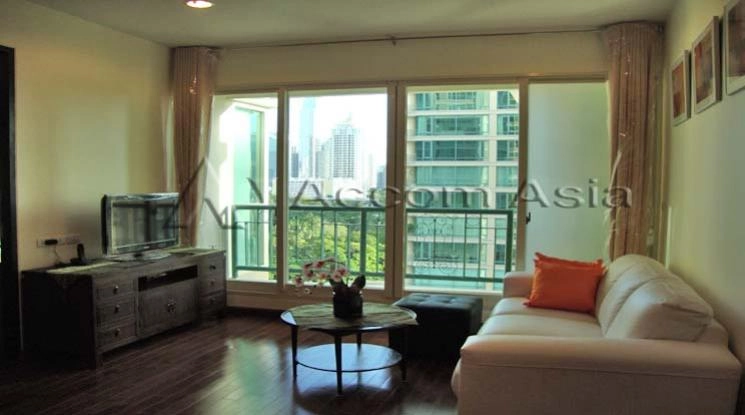 unit 2 Bedrooms  Condominium For Rent in Ploenchit, Bangkok  near BTS Chitlom (1512431)